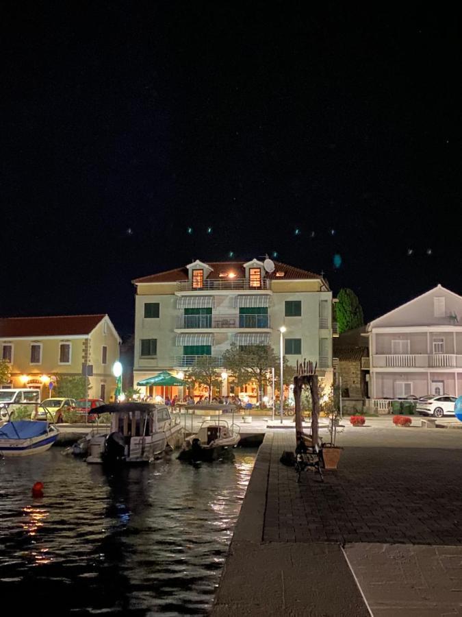 Old Town Heritage By Mrav Sukosan Exterior photo